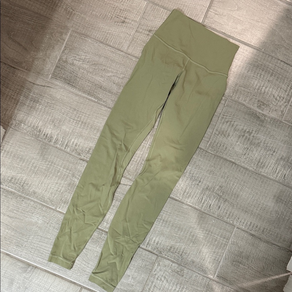 Lululemon Align High Rise Leggings 28” size 2
